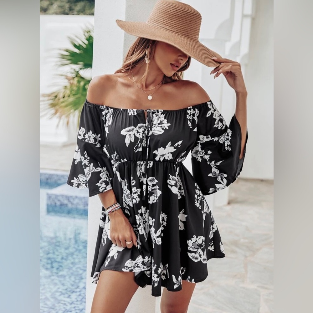 Floral Print Off Shoulder Flounce Sleeve Knot Front Romper